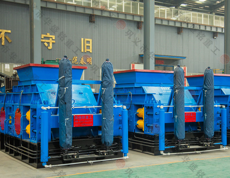  老砂廠更換一臺時產100噸全液壓雙輥制砂機多少錢？