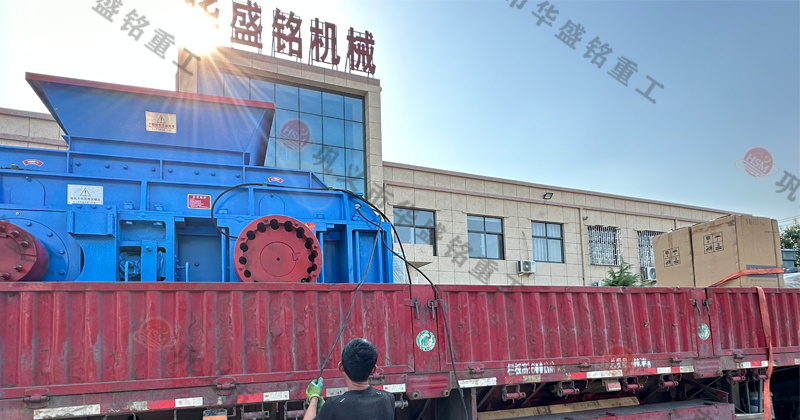 鐵礦石液壓對輥破碎機的維護成本如何？工作原理是什么？